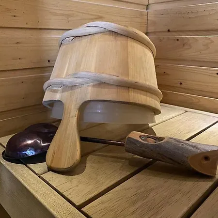 Revontuli 6 بيت للعطل